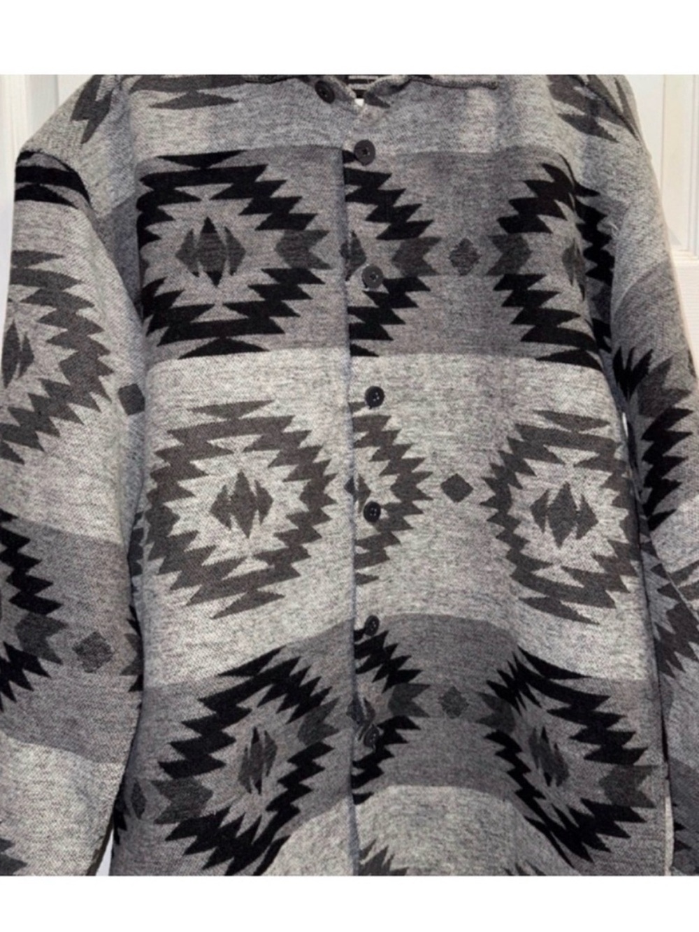 Gray Patterned Button-Front Utility Shirt-Jacket - Picture 2 of 4